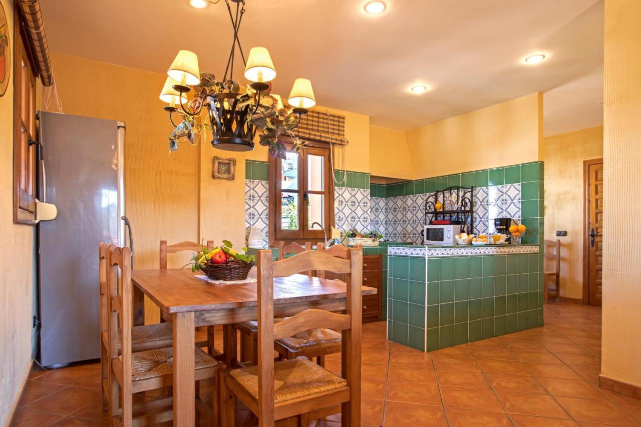 Apartamentos Sierra Tejeda Алькаусин Экстерьер фото